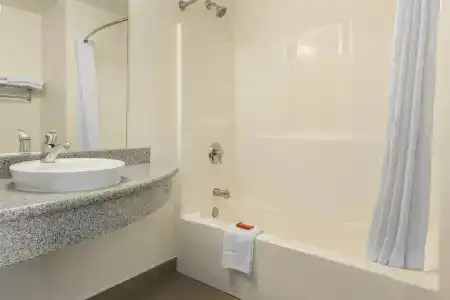 SureStay Plus by Best Western East - 61
