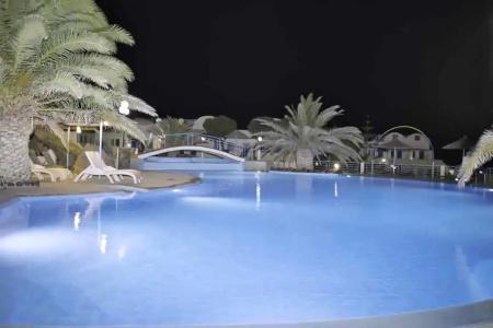 Caldera View Resort - 9