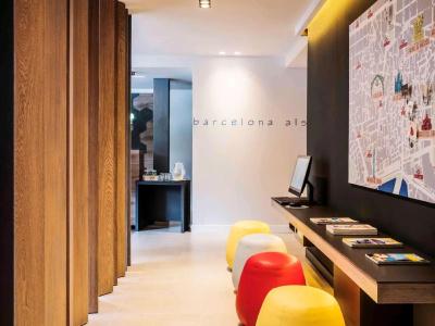 ibis Styles Barcelona Centre - 25