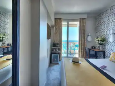 Mercure Nice Marché Aux Fleurs - 60