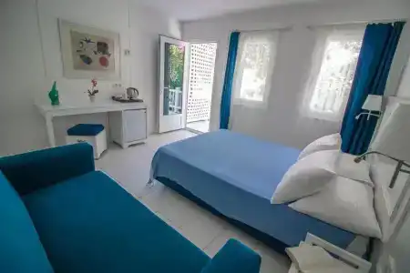 Blue & White - 30