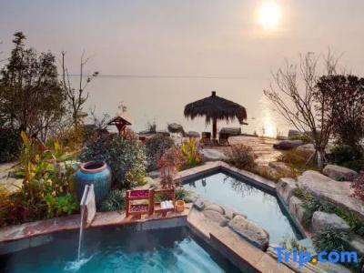 East Tai Lake Grand - 3