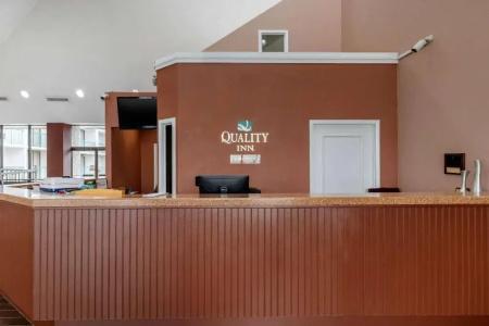 Quality Inn - Lindale - 11