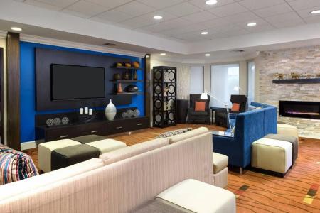 Courtyard by Marriott Barefoot Landing - 1