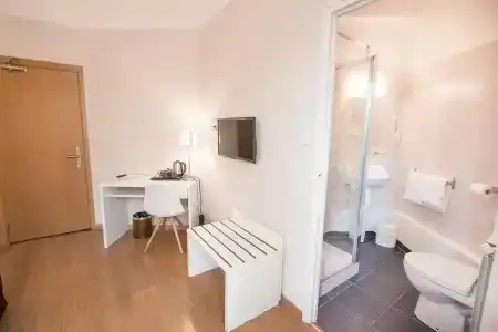 Hôtel Mondial - 6