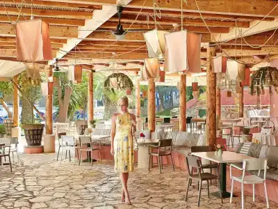 Grecotel-LUXME Daphnila Bay Dassia - 31