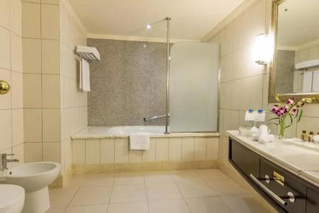 Grand Excelsior Deira - 15
