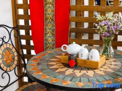 Huage - 117