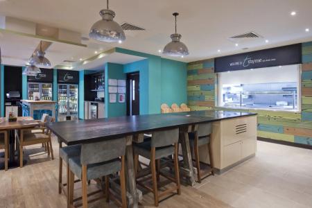 Premier Inn Tottenham Hale - 16