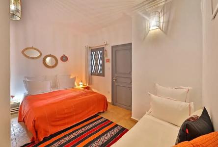 Riad Amya - 17