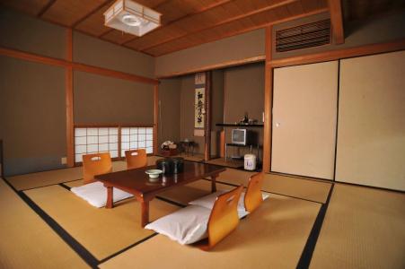 Ryokan Yamazaki - 1