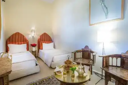 Riad Azoulay - 40