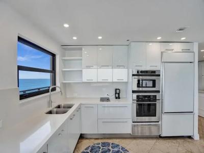 The Alexander All Suites - 349