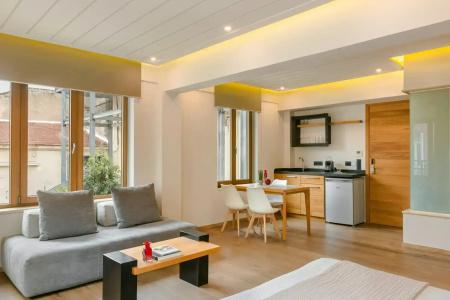 Querini Luxury Suites - 42