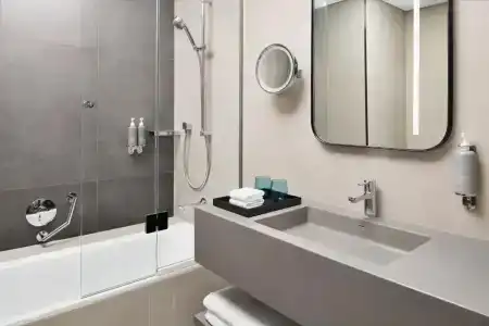 Courtyard by Marriott World Trade Centre, Dubai - 14