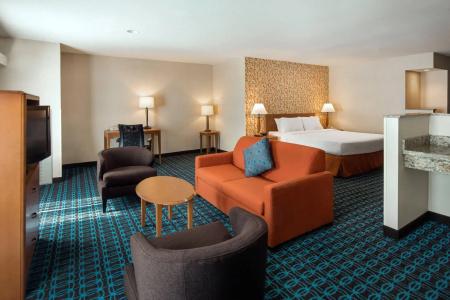Fairfield Inn Cal Expo - 36