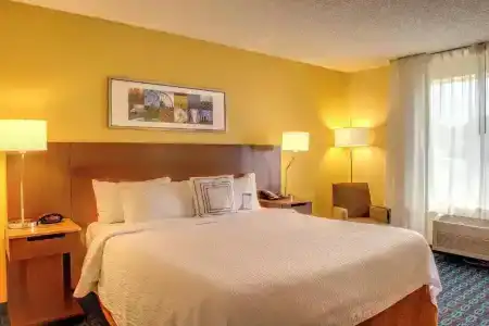 Fairfield Inn by Marriott - 36
