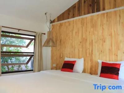 Changmoi House (Little Village) - 135