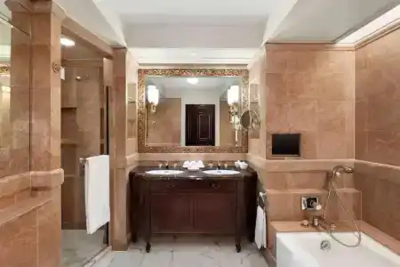 Island Shangri-La - 23