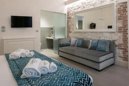 Caportigia Boutique - 77