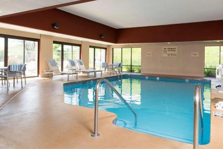 Hampton Inn Northwest - 11