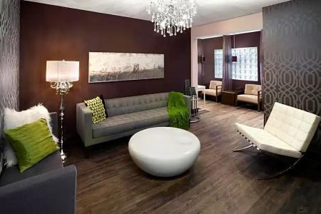Four Points by Sheraton & Suites West - 38