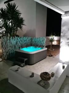 Zoumis Studios - 202