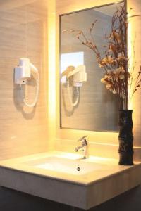 Chateau de Sukhumvit - 102