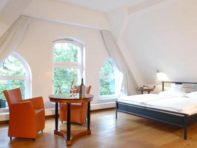 Mutterhaus Düsseldorf - 3