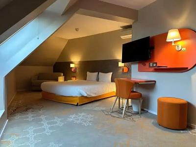 ibis Styles Tours Centre - 85