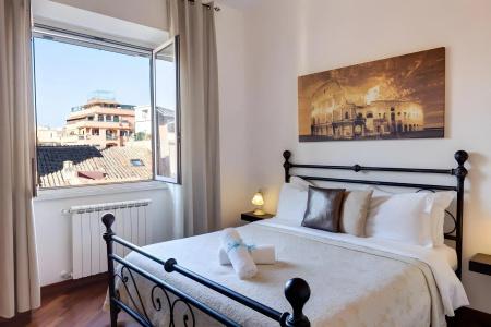 Little Rhome Suites - 3