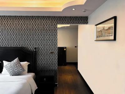 Glory Boutique Suite - 70