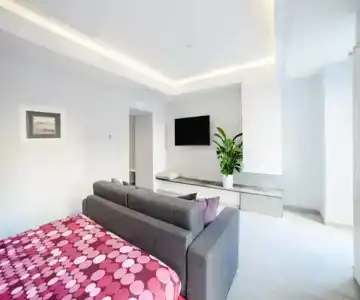 Riviera Luxury Suites - 91