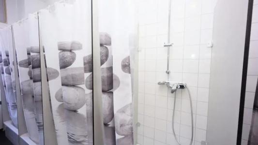 Low Budget Hostel - 25