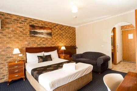 Hume Country Motor Inn - 31