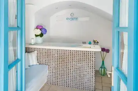 Evgenia Villas & Suites by Calm Collection - 7