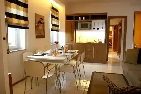Rota Suites - 8