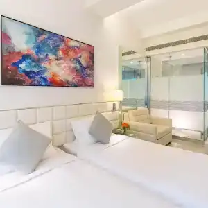 Empire - Wan Chai - 33