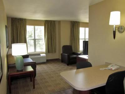 Extended Stay America Suites - Phoenix - Chandler - E Chandler Blvd - 33