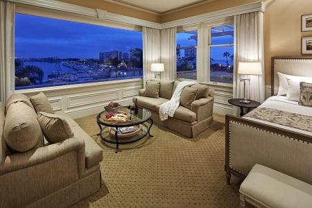 Glorietta Bay Inn - 24