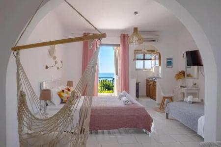 Pefkides Aegina Boutique - 23