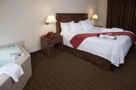 Best Western Plus Guildwood Inn - 55