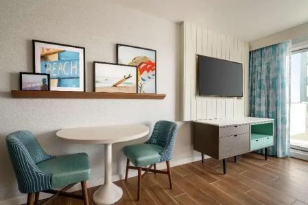 DoubleTree by Hilton Ocean City Oceanfront - 159