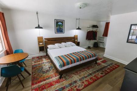 Route 19 Inn - 18