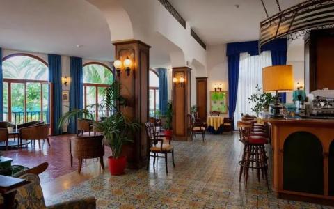 Grand Excelsior - 27