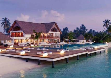 Mercure Maldives Kooddoo Resort - 24