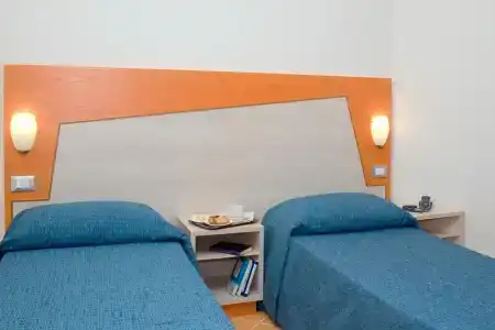 Torre Del Sole - 1
