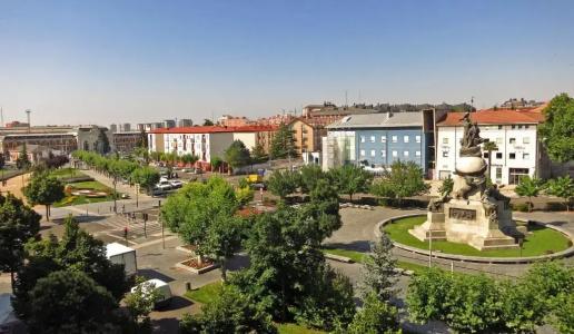 Colón Plaza - 128