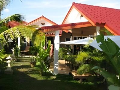 Sanuk bungalows - 8