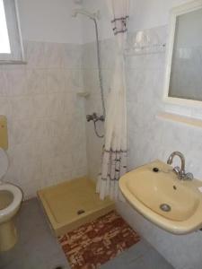 Michalis Studios & - 34